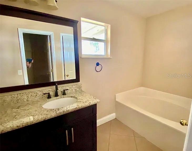 Image 18 of 32 For 245 Cardiff Avenue