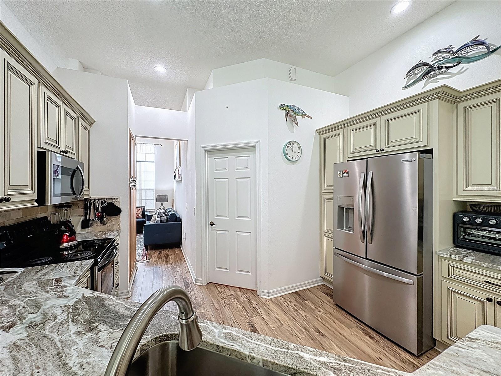 Image 19 of 91 For 1646 Dunes Court