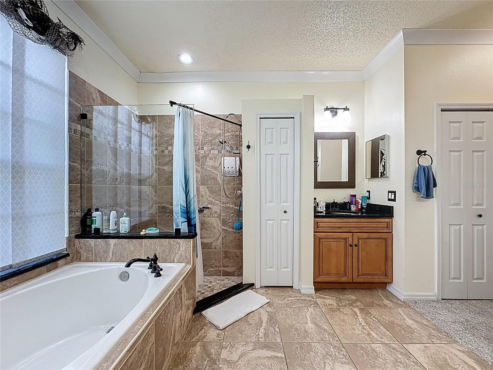 Image 43 of 91 For 1646 Dunes Court