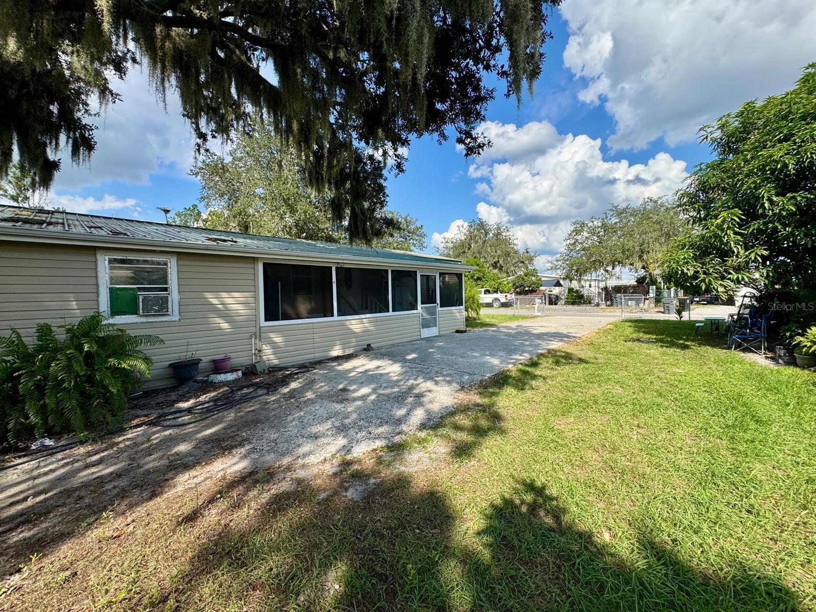 Image 2 of 9 For 4835 Cynthia Street
