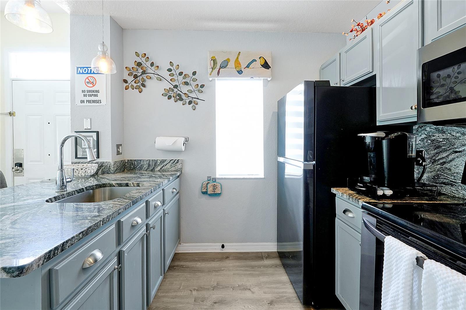 Image 10 of 51 For 2618 Lodi Circle  102