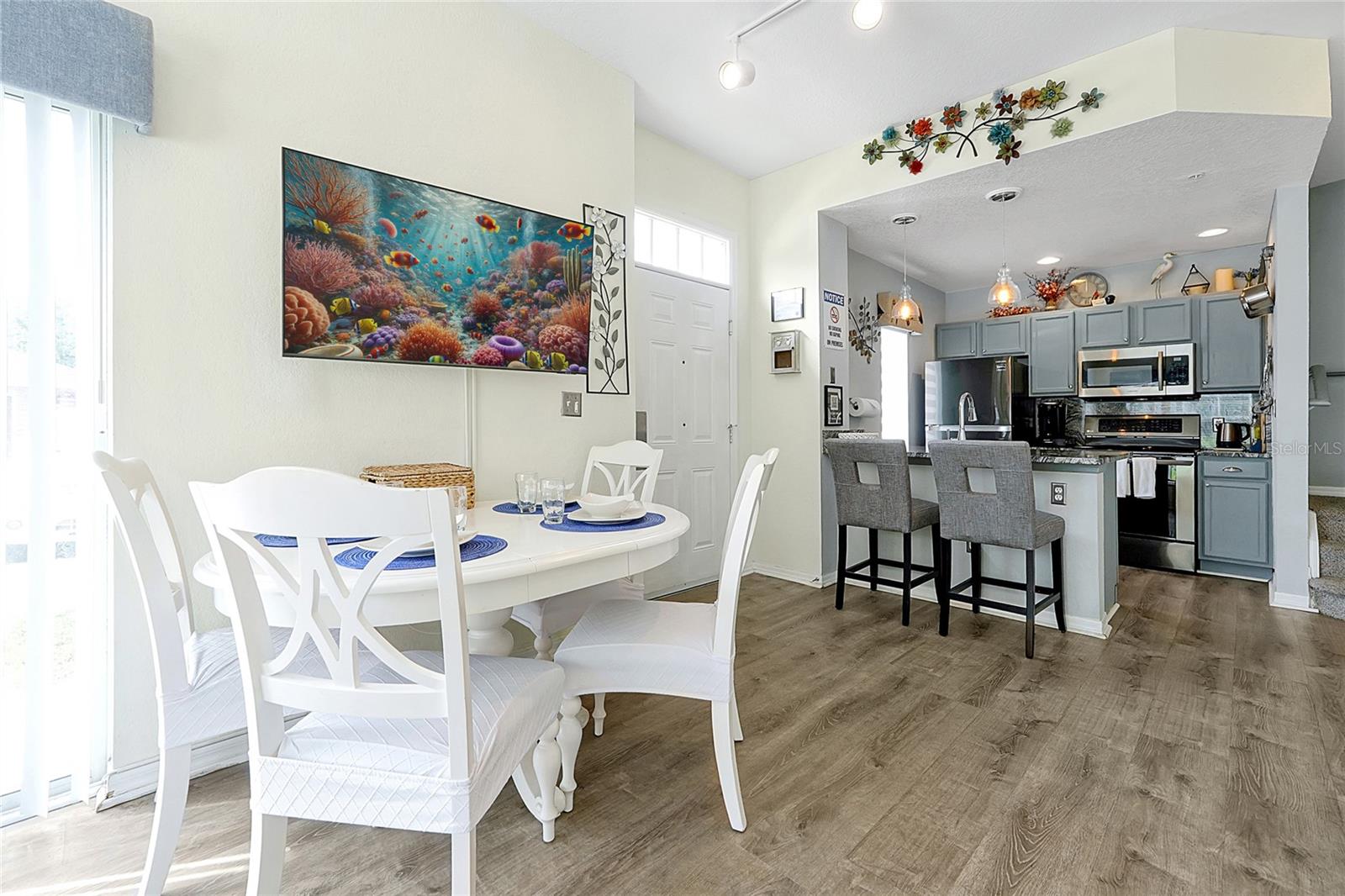 Image 11 of 51 For 2618 Lodi Circle  102