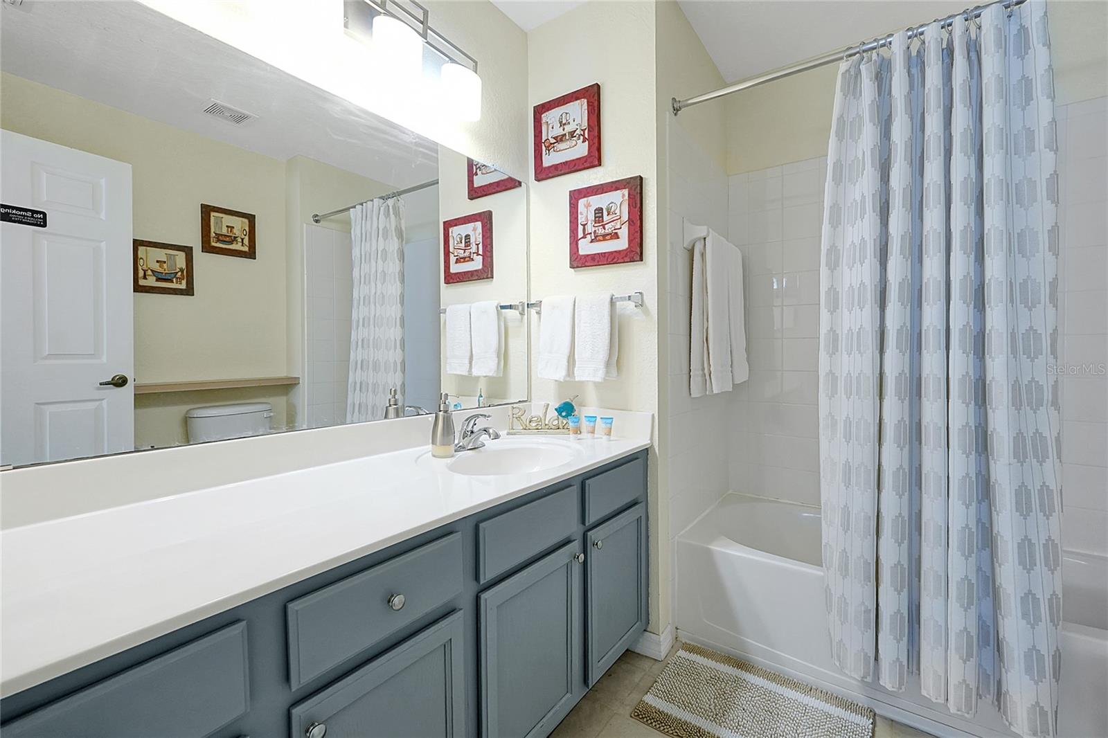 Image 26 of 51 For 2618 Lodi Circle  102