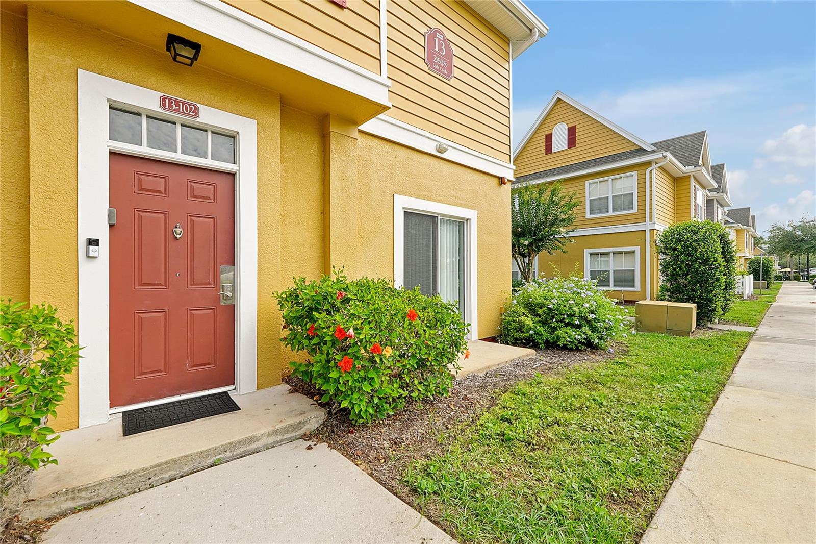Image 3 of 51 For 2618 Lodi Circle  102