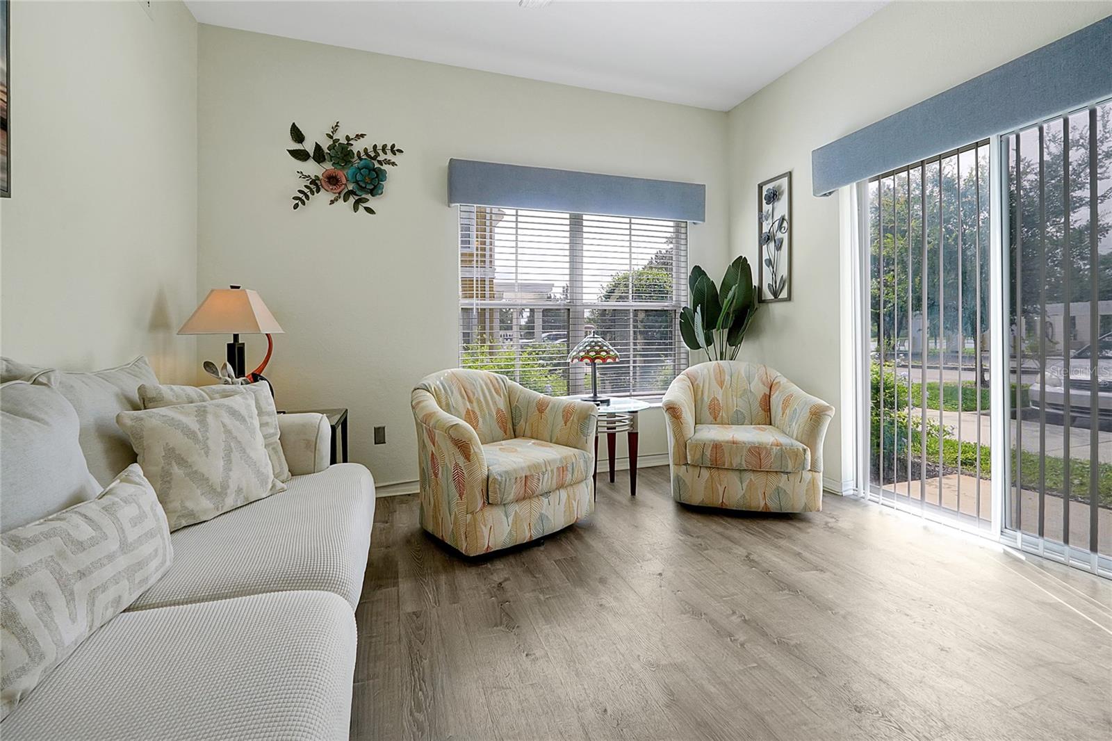Image 4 of 51 For 2618 Lodi Circle  102