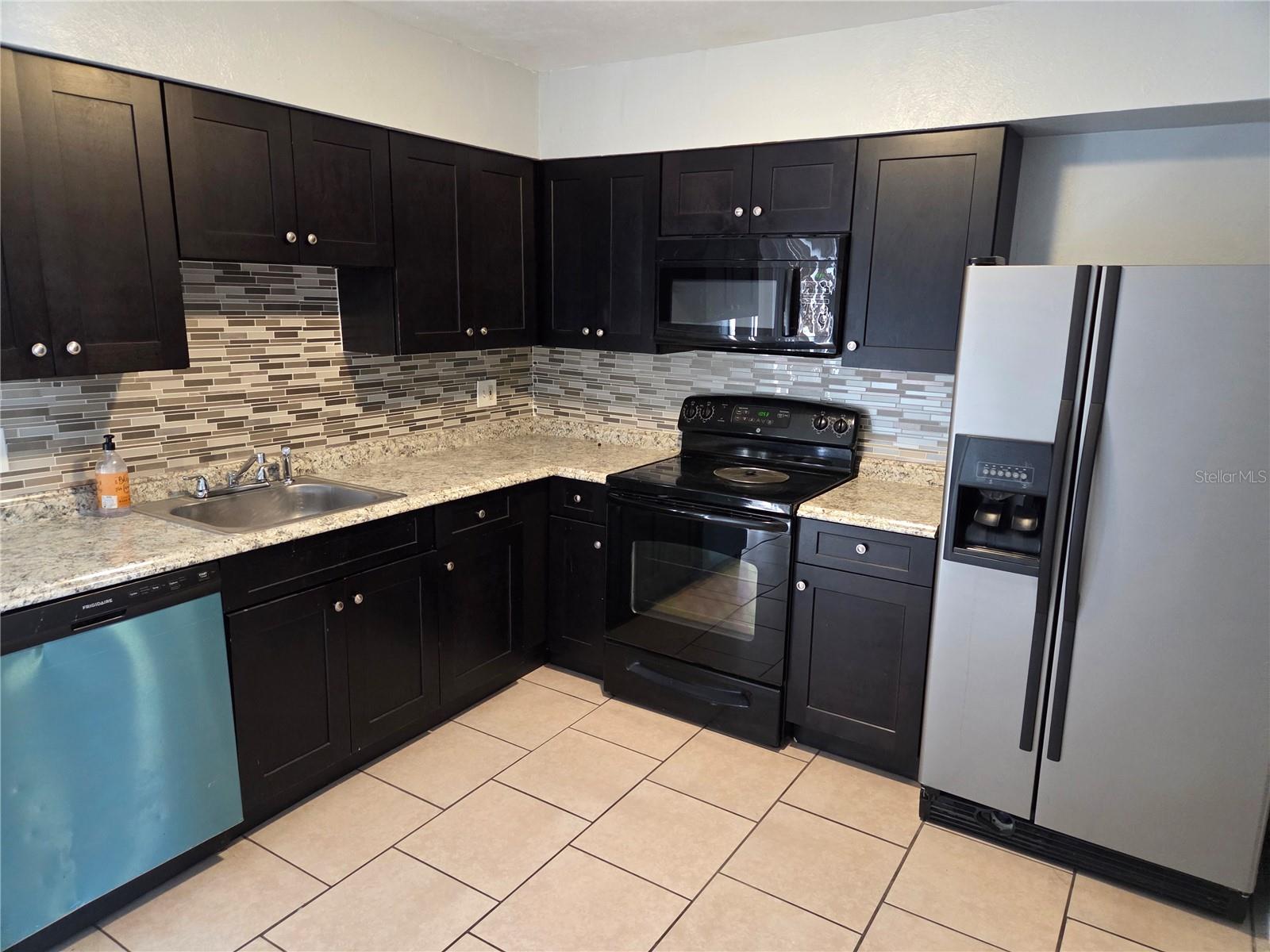 Image 4 of 16 For 4001 Woodfern Drive Ge