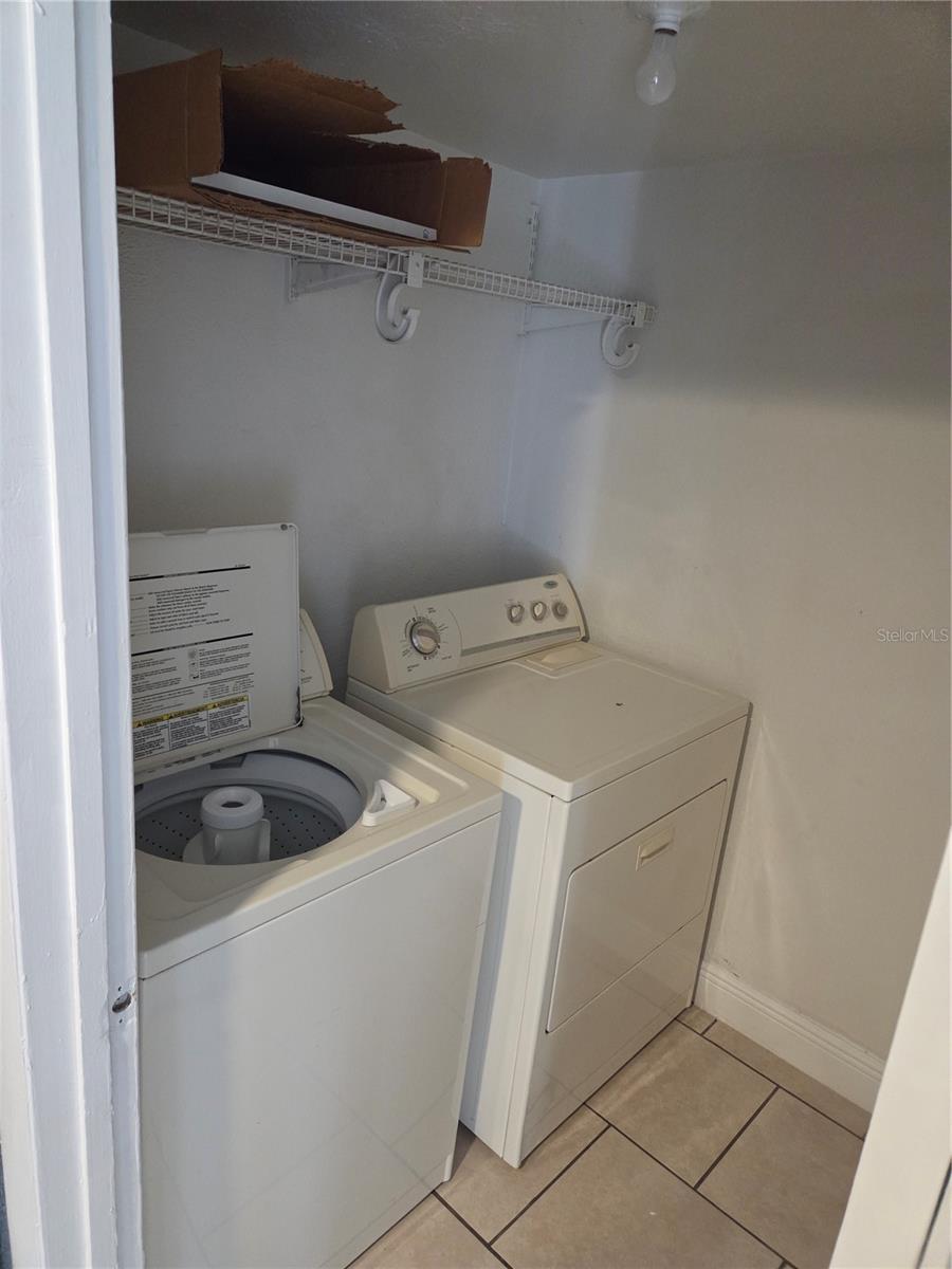 Image 7 of 16 For 4001 Woodfern Drive Ge
