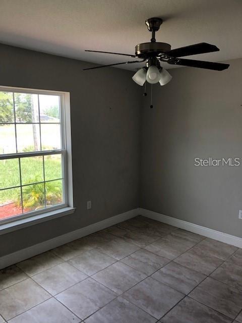 Image 11 of 16 For 359 Elderberry Court