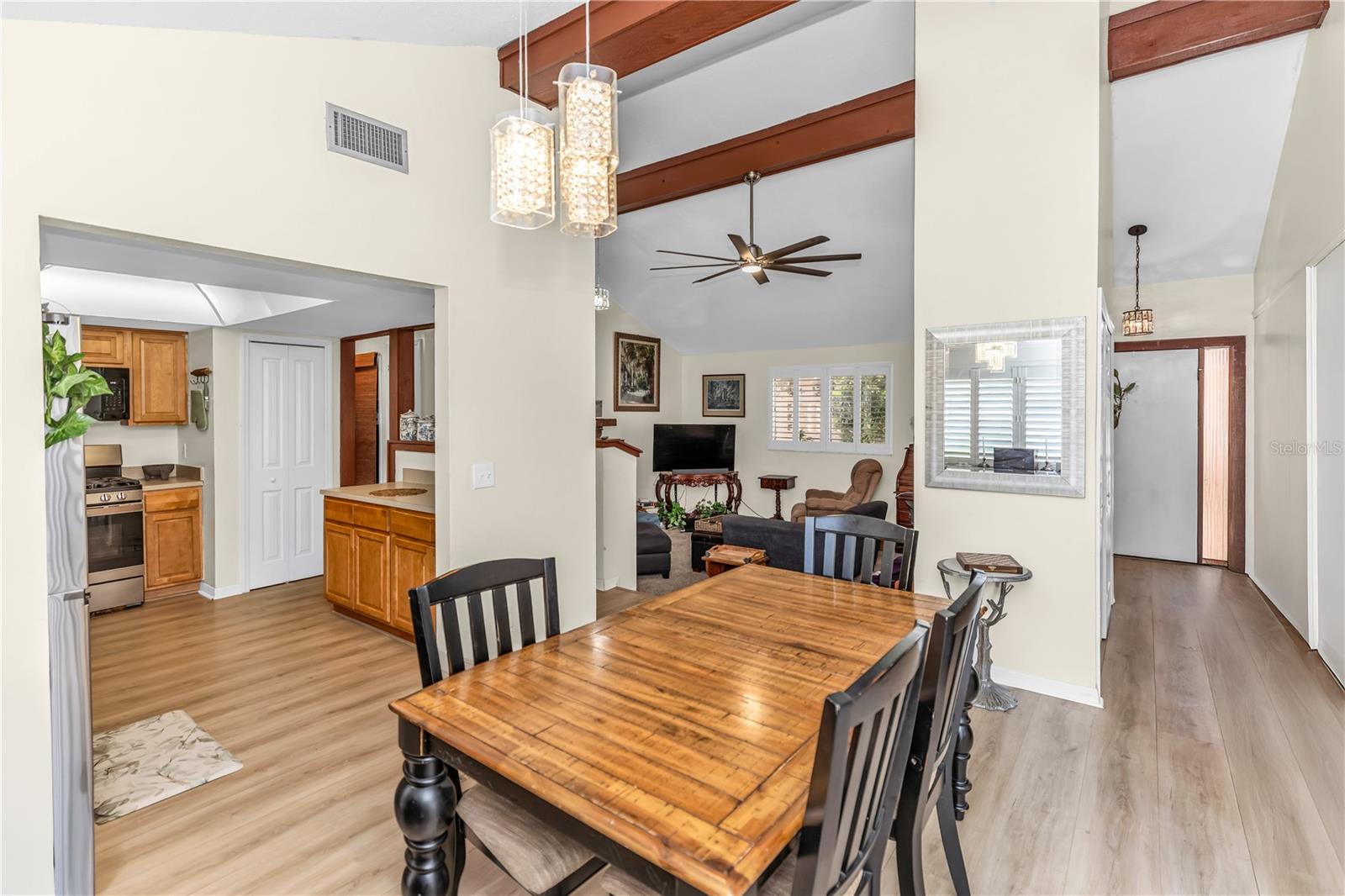 Image 11 of 25 For 240 Sunshower Court
