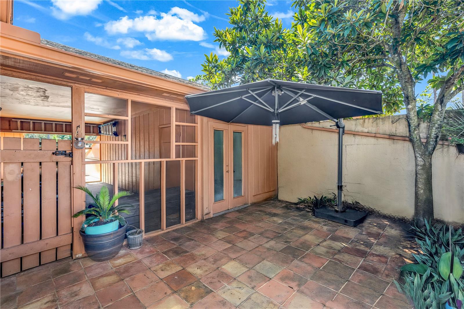 Image 22 of 25 For 240 Sunshower Court
