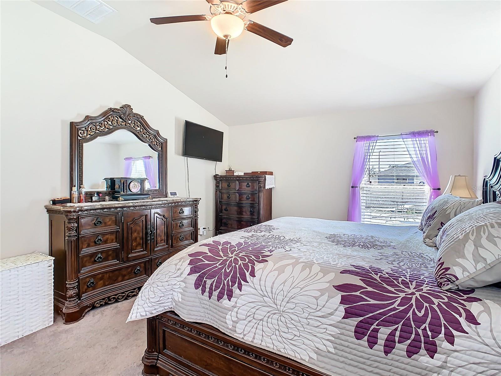 Image 21 of 45 For 649 Meadow Pointe Drive