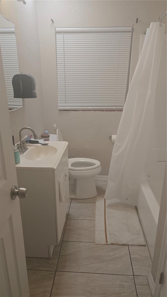 Image 9 of 14 For 4101 Nashville Avenue