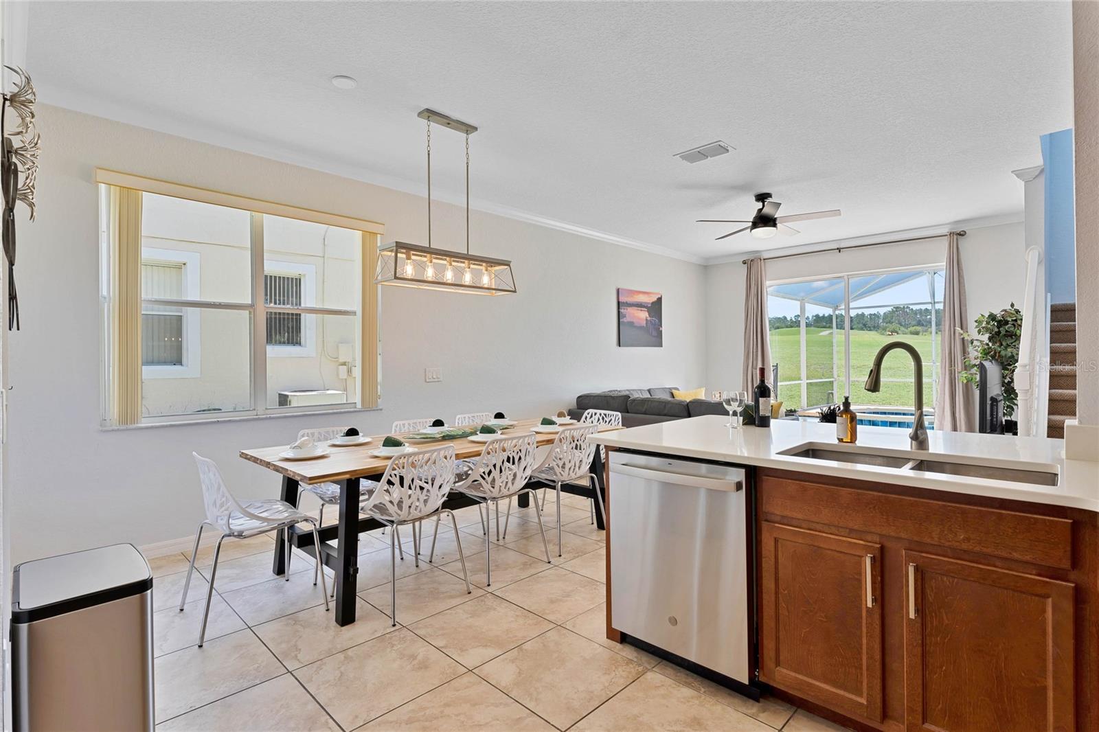 Image 10 of 33 For 606 Birkdale Street