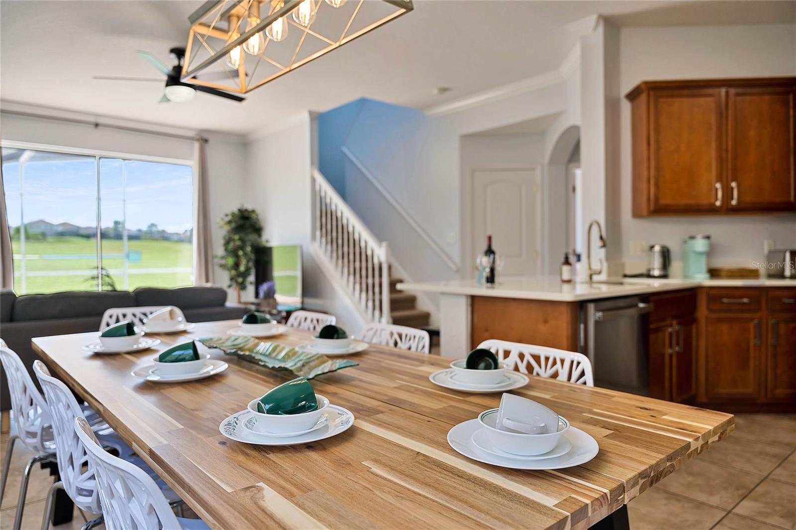 Image 12 of 33 For 606 Birkdale Street