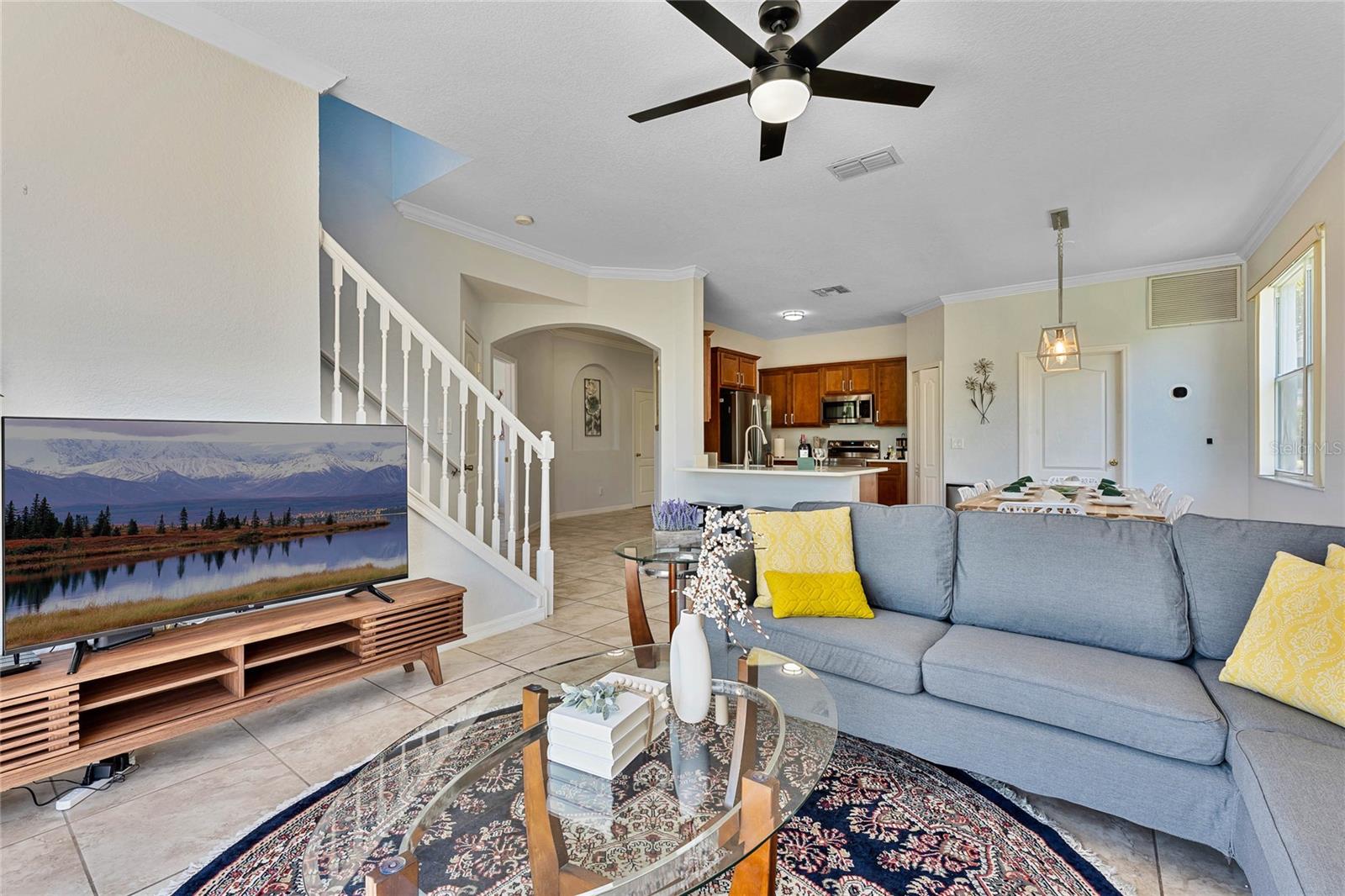 Image 2 of 33 For 606 Birkdale Street