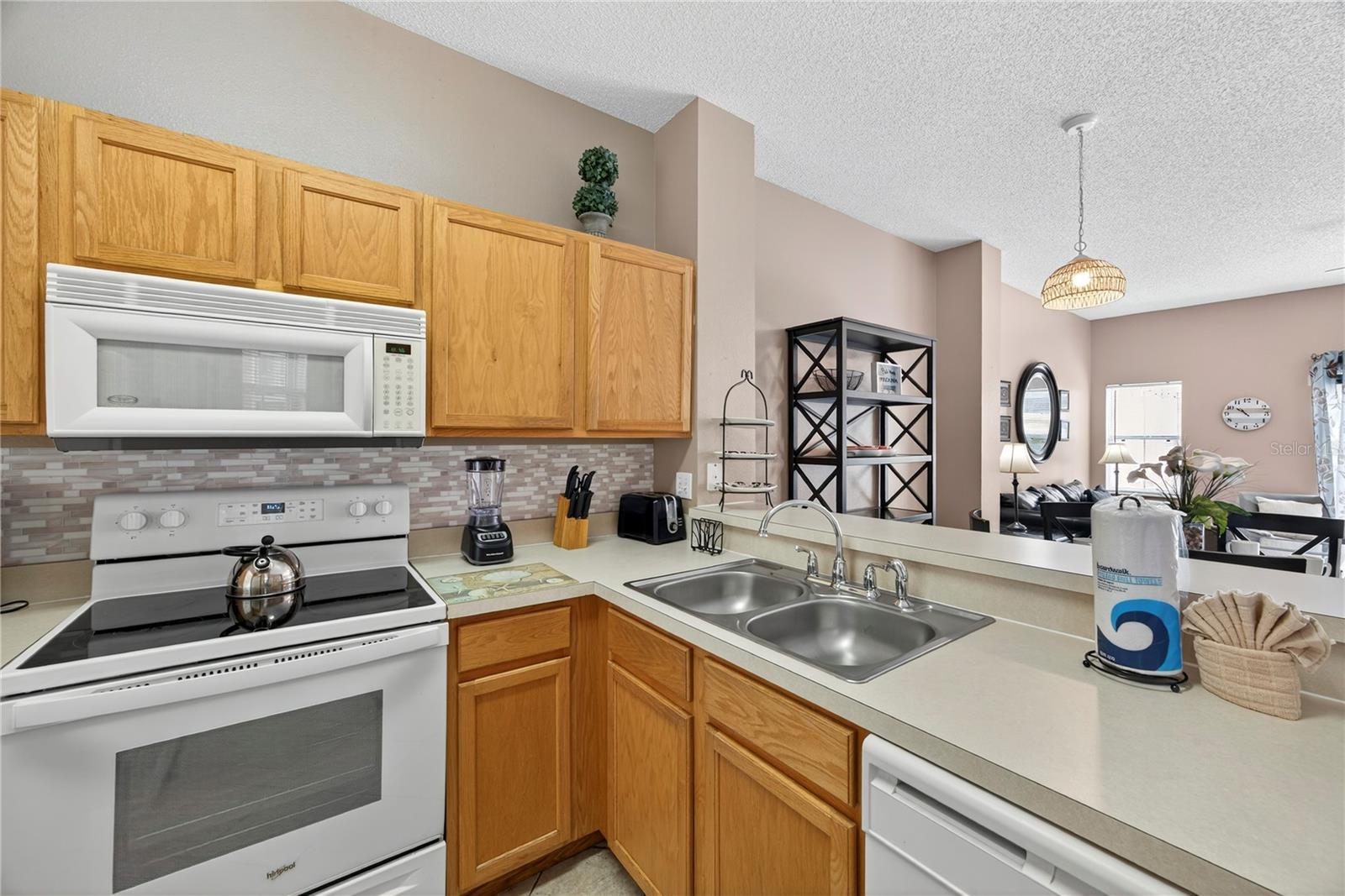 Image 3 of 44 For 103 Pompano Beach Drive