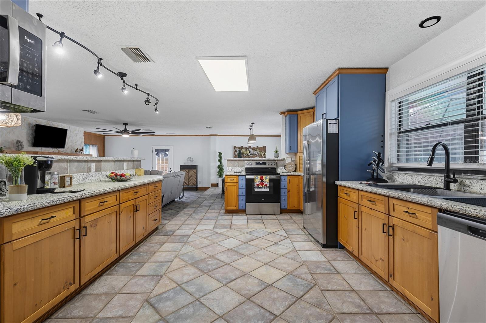 Image 16 of 60 For 4050 Citrus Street
