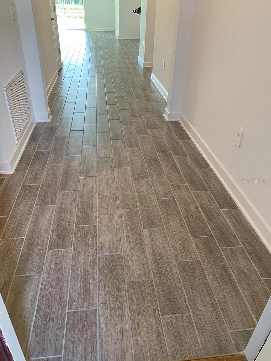 Image 12 of 20 For 2868 Camden Way