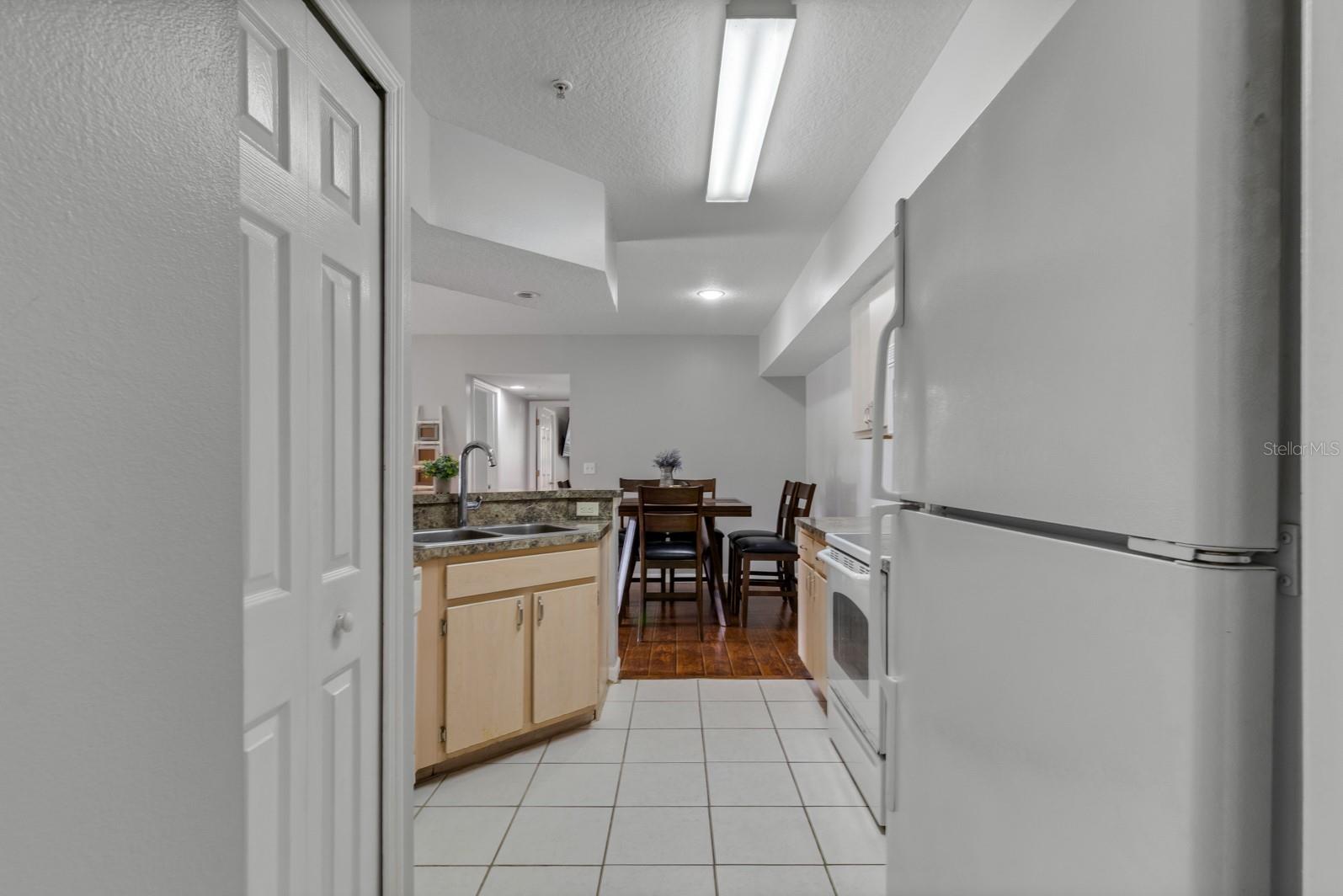 Image 32 of 35 For 724 Crest Pines Drive 511