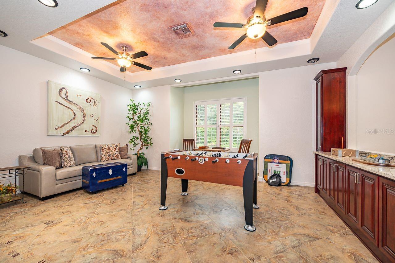 Image 19 of 43 For 2339 Neptune Road Unit A