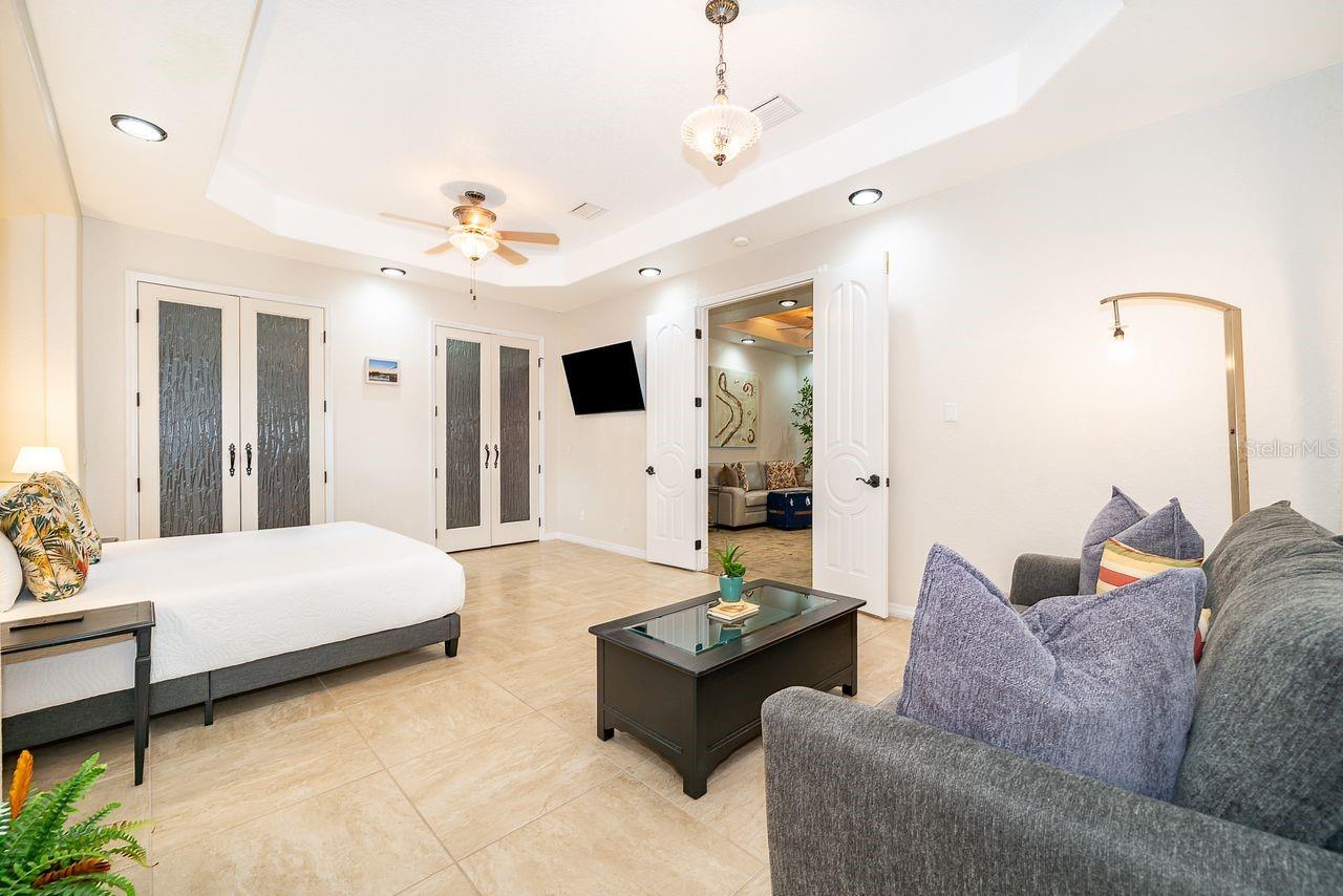 Image 21 of 43 For 2339 Neptune Road Unit A