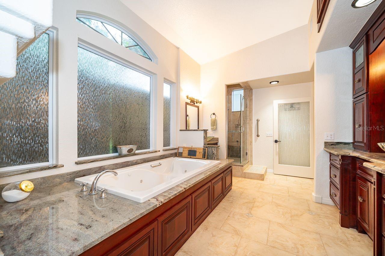 Image 24 of 43 For 2339 Neptune Road Unit A