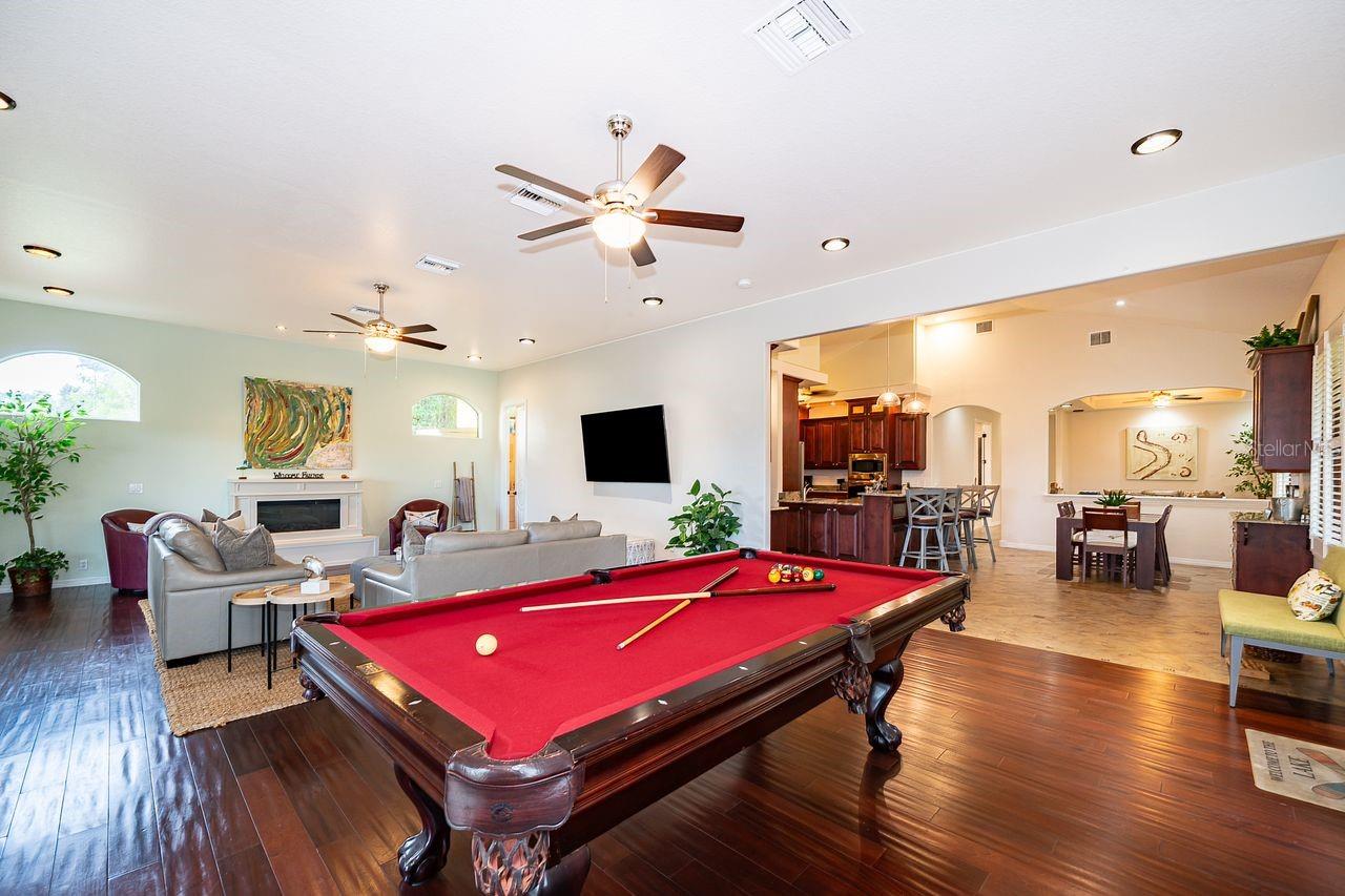 Image 3 of 43 For 2339 Neptune Road Unit A
