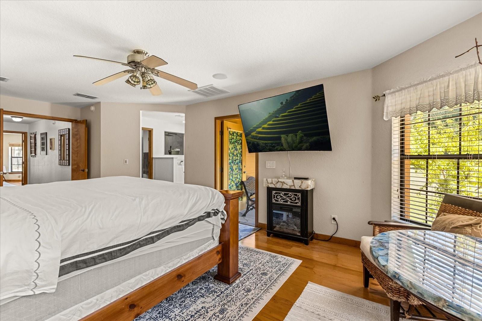 Image 36 of 86 For 1084 170th Street