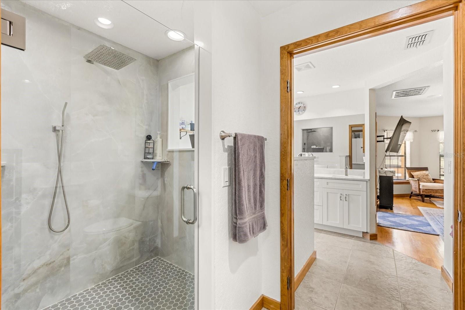 Image 41 of 86 For 1084 170th Street
