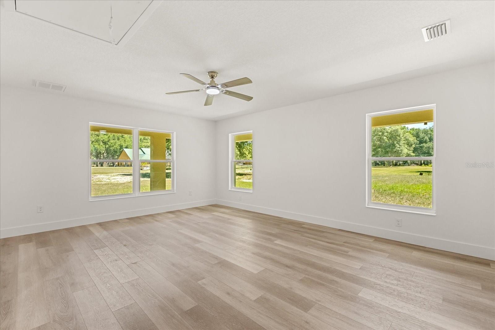 Image 62 of 86 For 1084 170th Street