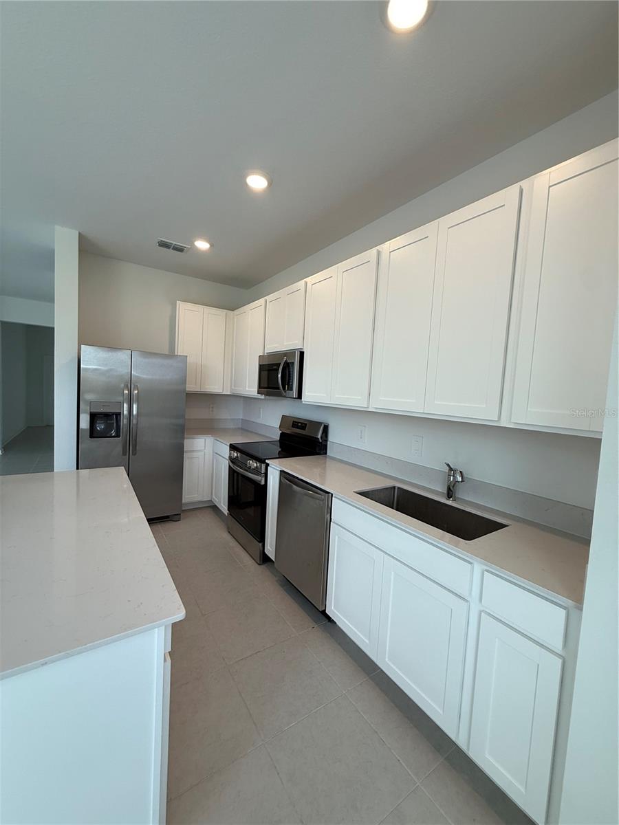 Image 11 of 35 For 3066 Chantilly Drive