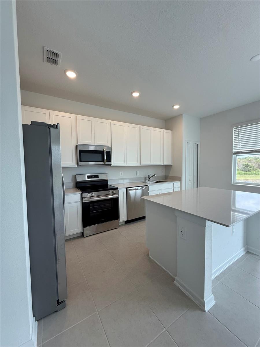 Image 7 of 35 For 3066 Chantilly Drive