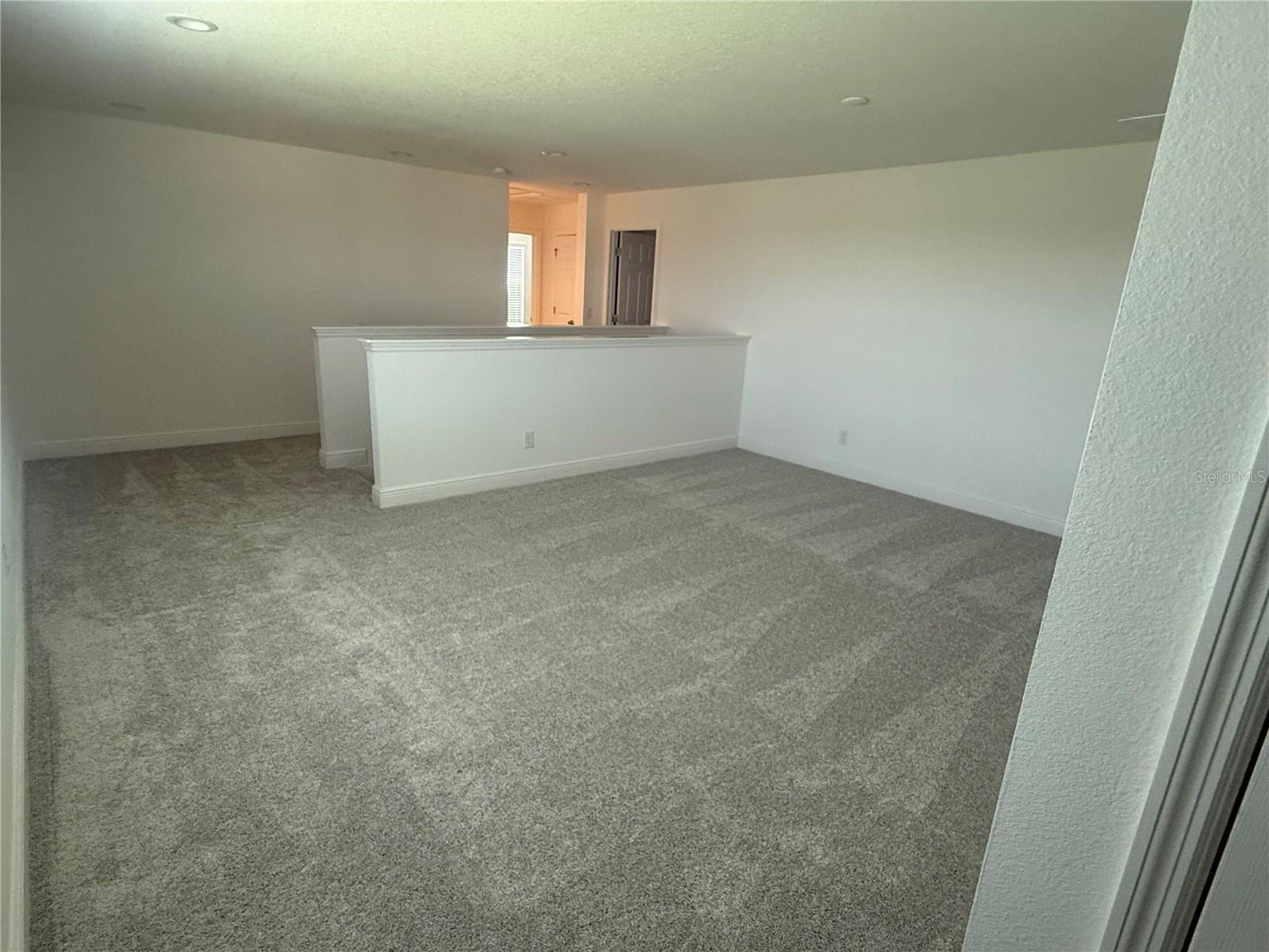 Image 22 of 27 For 7968 Syracuse Drive