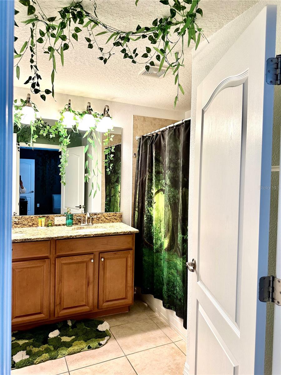 Image 13 of 17 For 8968 California Palms Road