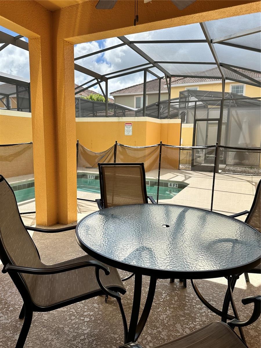 Image 16 of 17 For 8968 California Palms Road