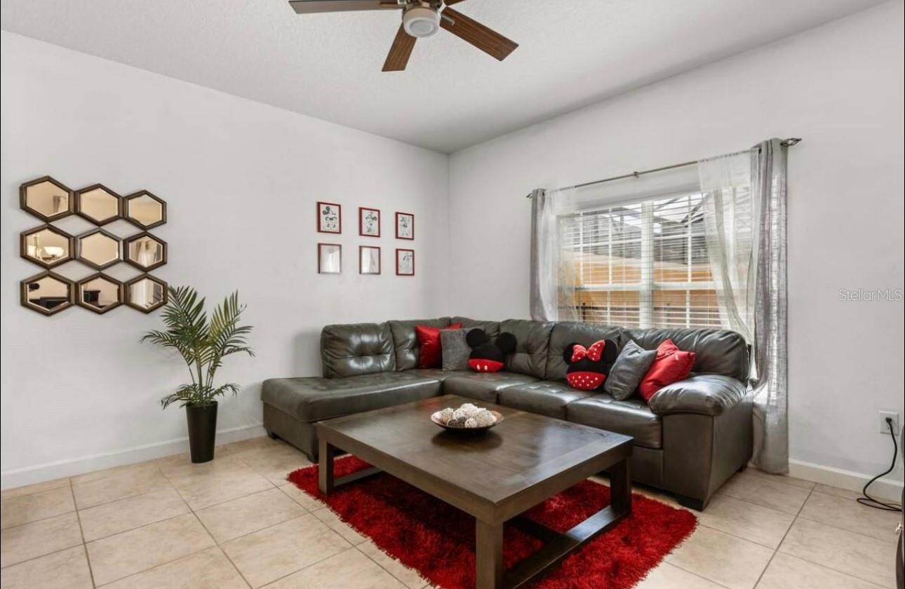 Image 3 of 17 For 8968 California Palms Road