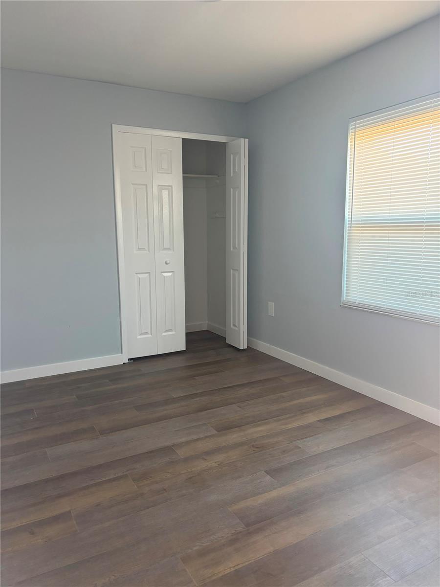 Image 7 of 20 For 1121 Woodman Way