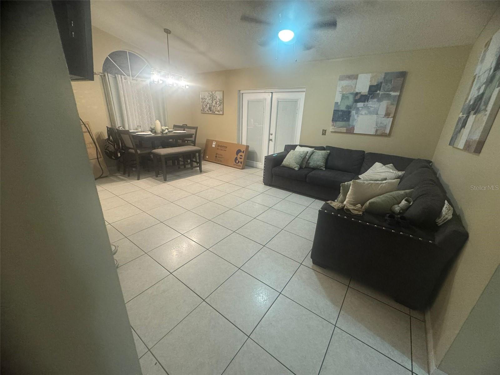 Image 3 of 16 For 2406 Harbor Town Drive