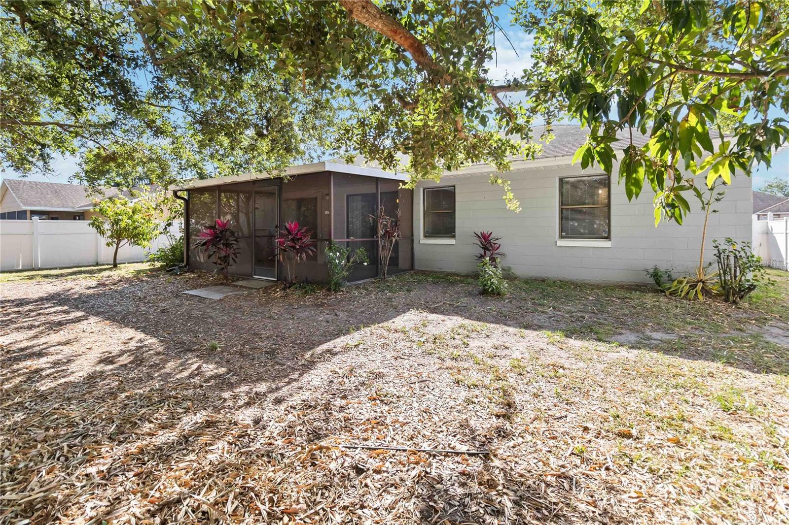 Image 23 of 23 For 218 Cranbrook Drive