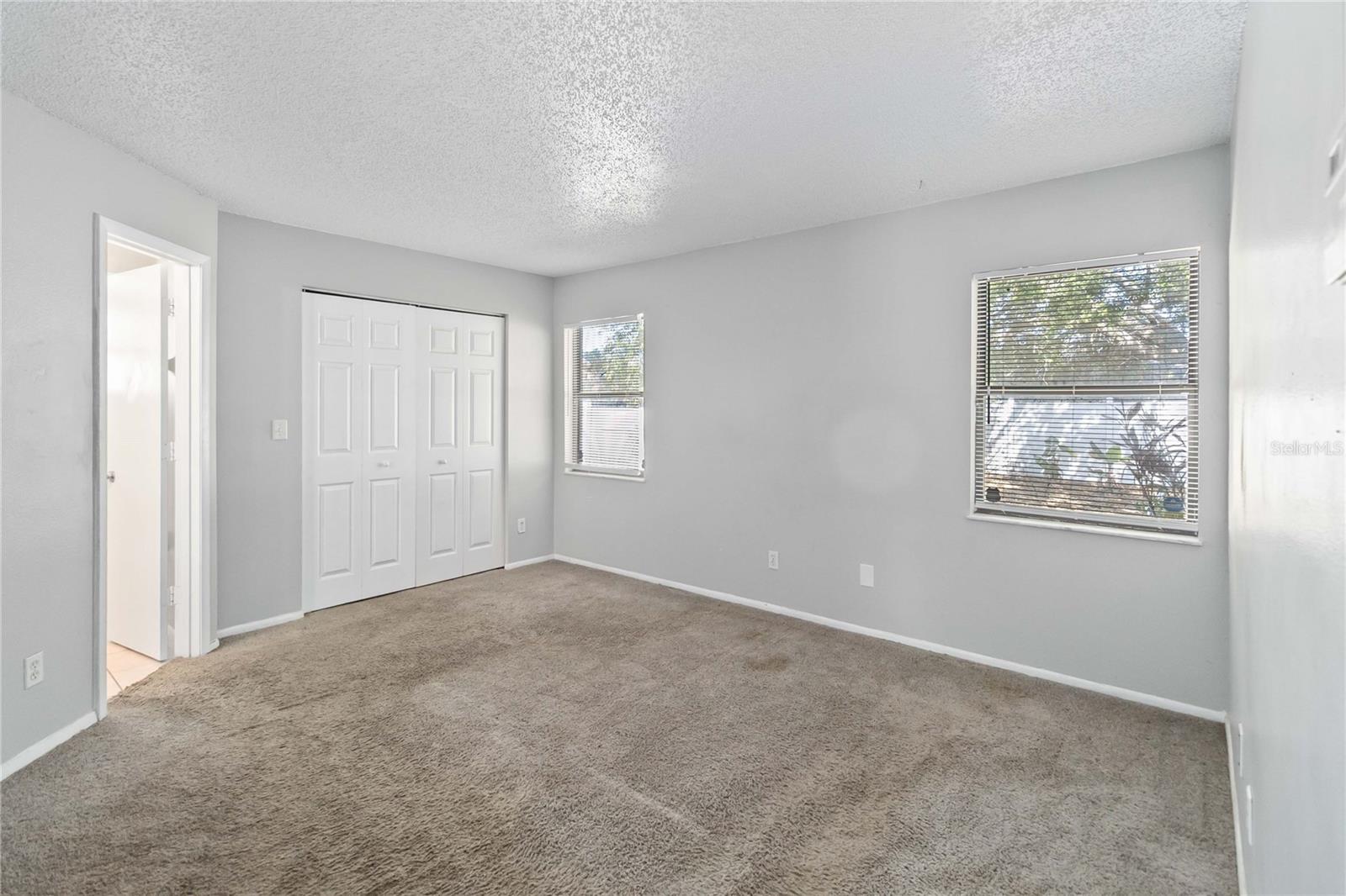 Image 9 of 23 For 218 Cranbrook Drive