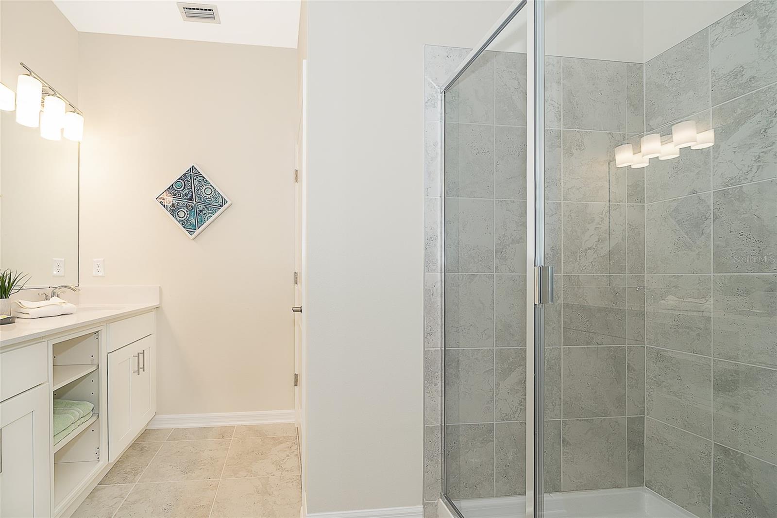 Image 14 of 26 For 3180 Paradox Circle 405