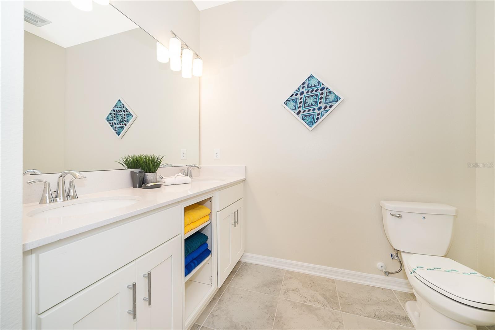 Image 15 of 26 For 3180 Paradox Circle 405