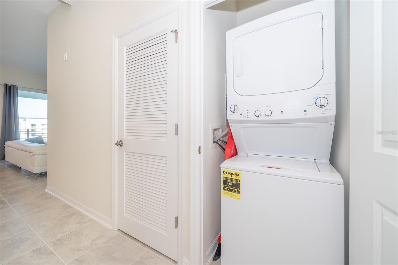 Image 16 of 26 For 3180 Paradox Circle 405