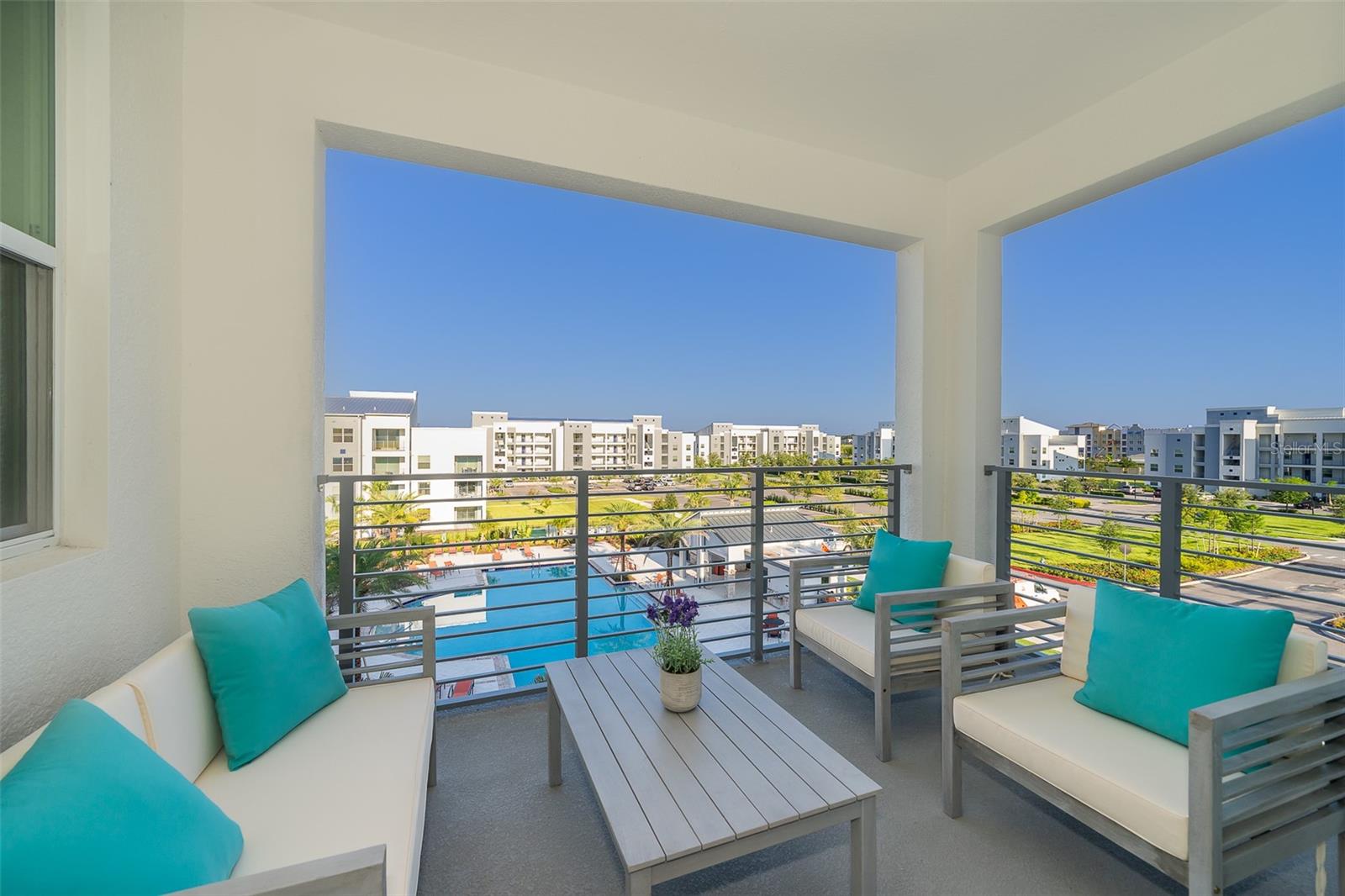 Image 5 of 26 For 3180 Paradox Circle 405