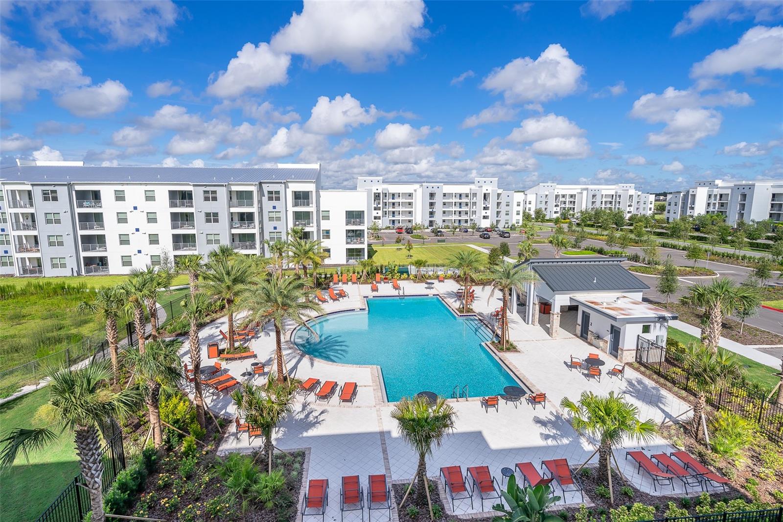 Image 6 of 26 For 3180 Paradox Circle 405