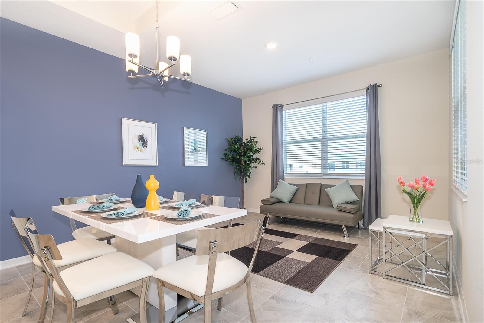 Image 9 of 26 For 3180 Paradox Circle 405