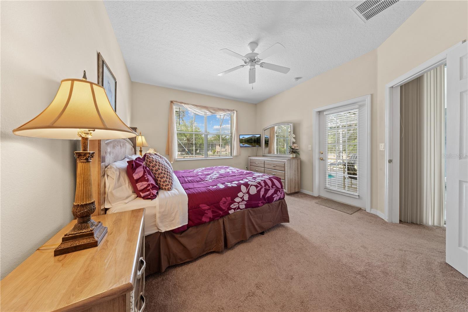 Image 14 of 51 For 182 Minniehaha Circle