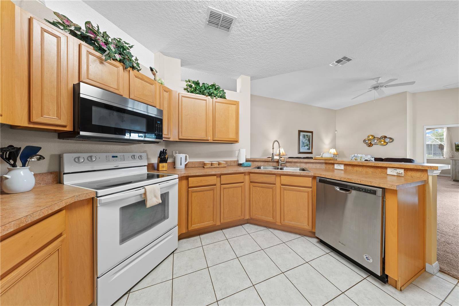 Image 27 of 51 For 182 Minniehaha Circle