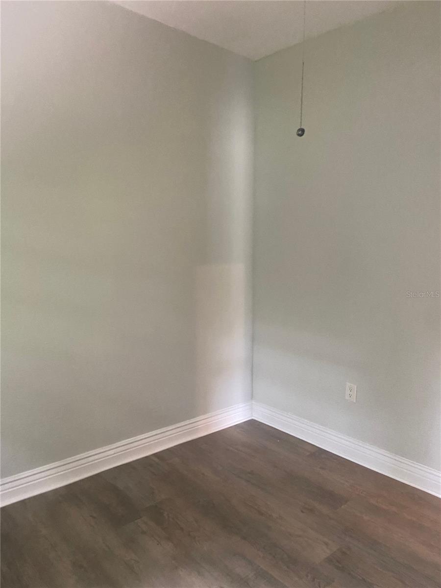 Image 4 of 13 For 228 Beaumont Avenue 4