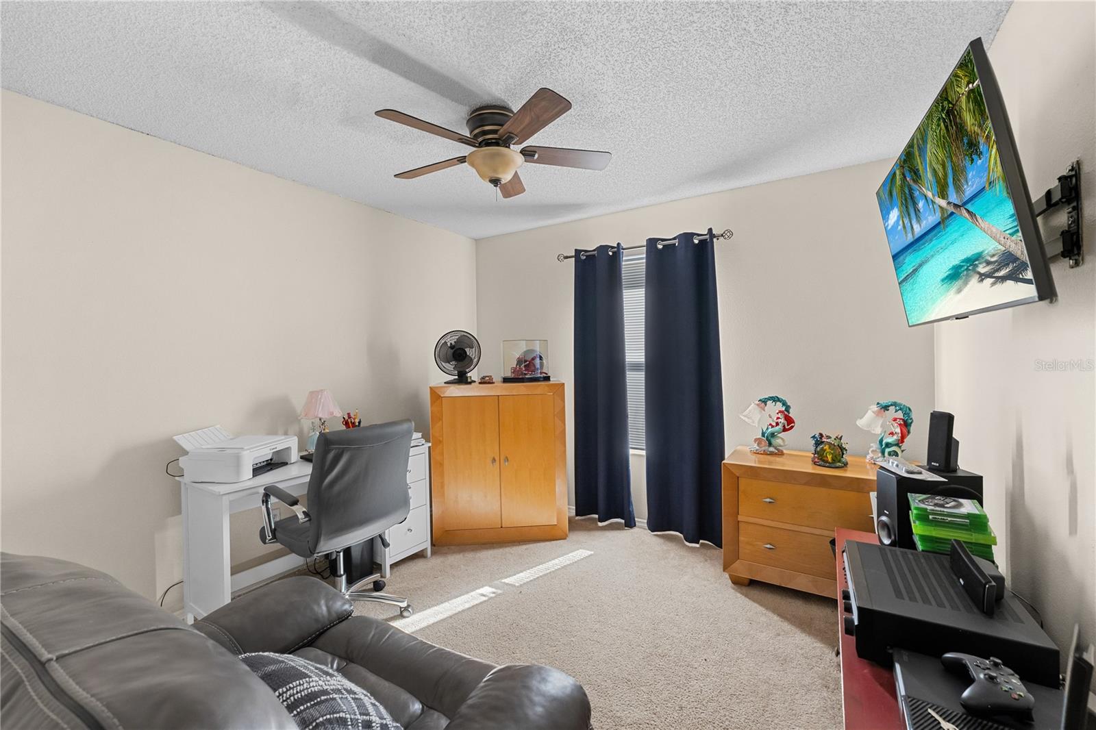 Image 26 of 35 For 14305 Bay Isle Drive